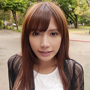 結城ありさ